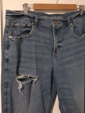 AE Stretch Ripped Low-Rise '90s Straight Jean